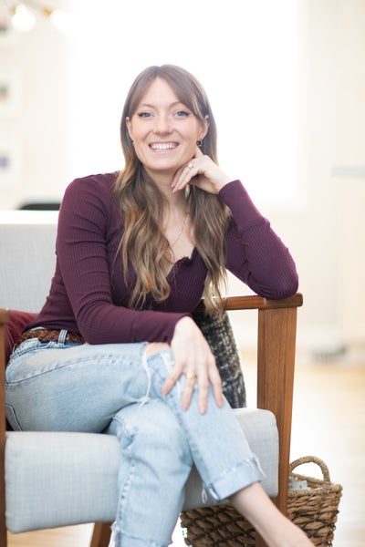 Michelle Brodeur, Associate